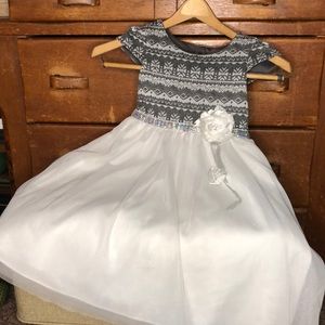 Fun geometric mixed with tulle dress